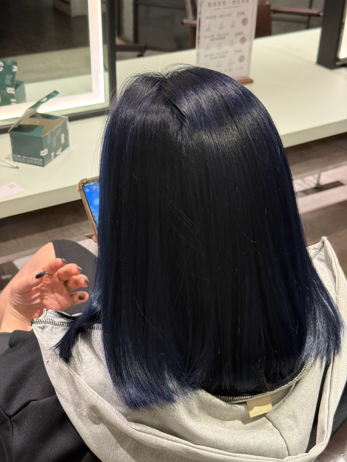 FaceColor 中和站店 茹鉉 設計師中長髮剪裁作品